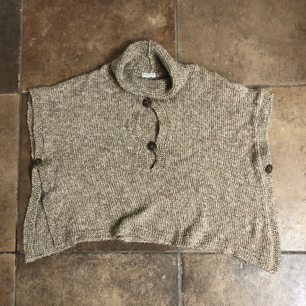 Poncho top